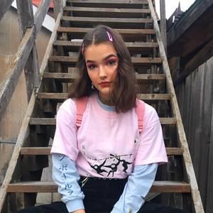 Meet your Posher, Ellie